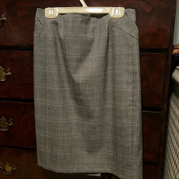Ann Taylor pencil skirt - Picture 1 of 2